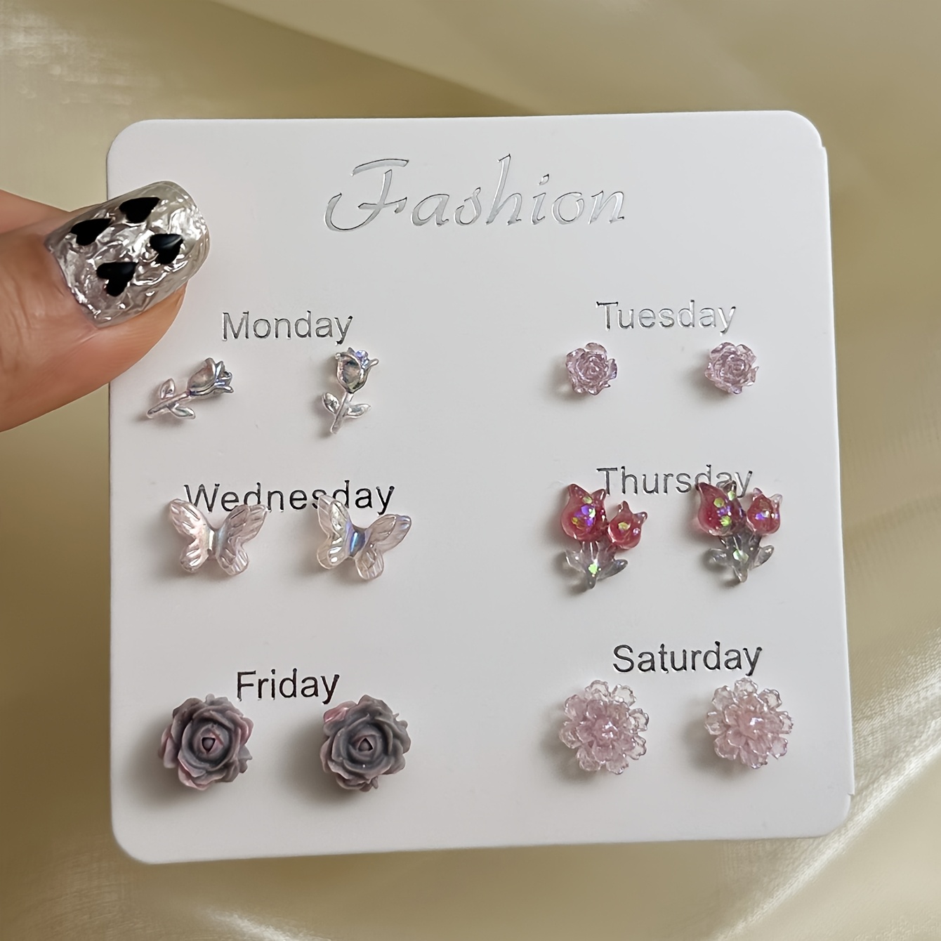 6 Pairs Elegant Flower-shaped Earrings Set for Ladies